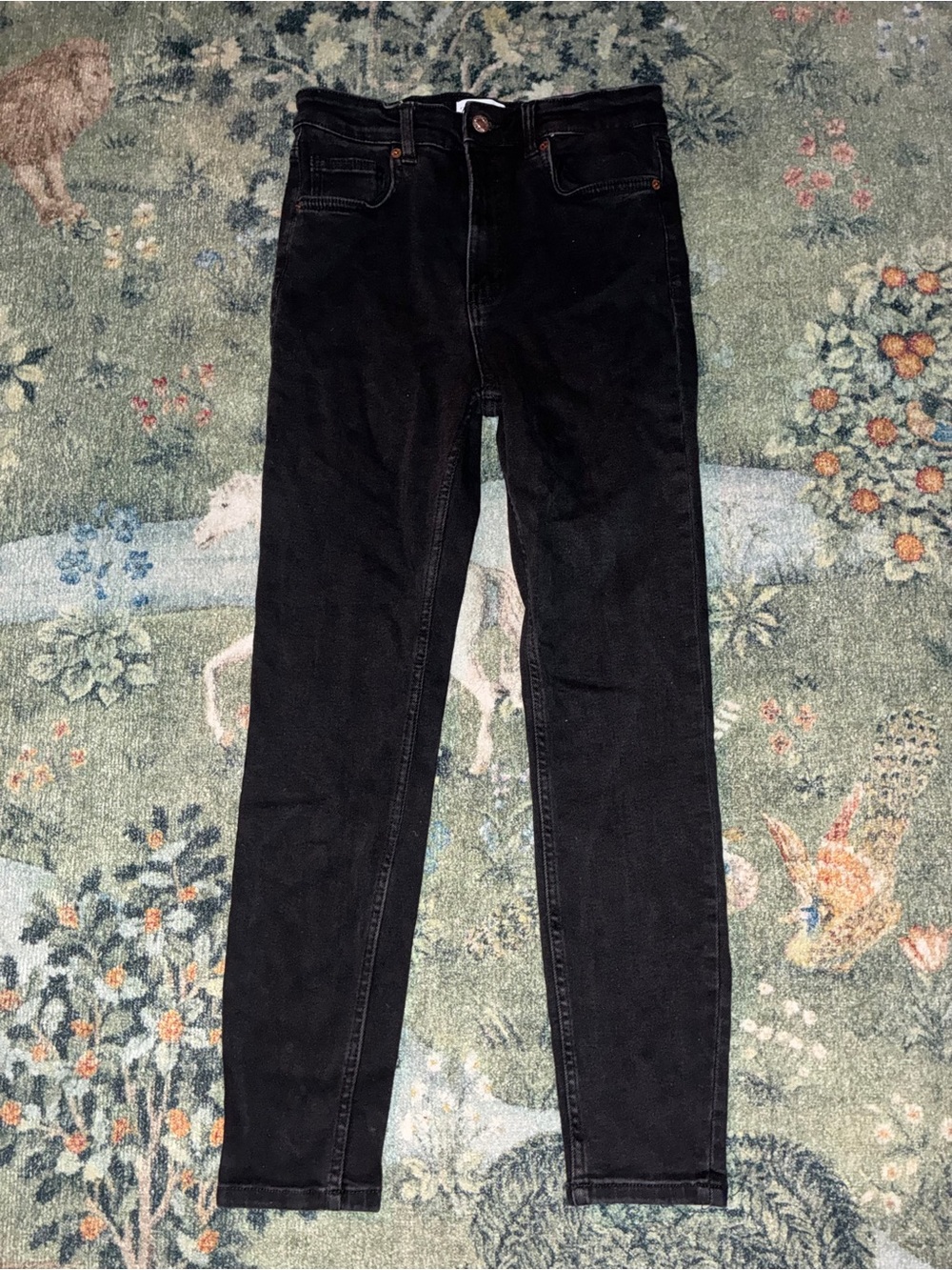 Zara Women’s Black Skinny Jeans Size 8 Slim Fit Denim Mid Rise Ankle